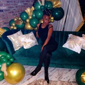 Meet your Posher, Latrisha